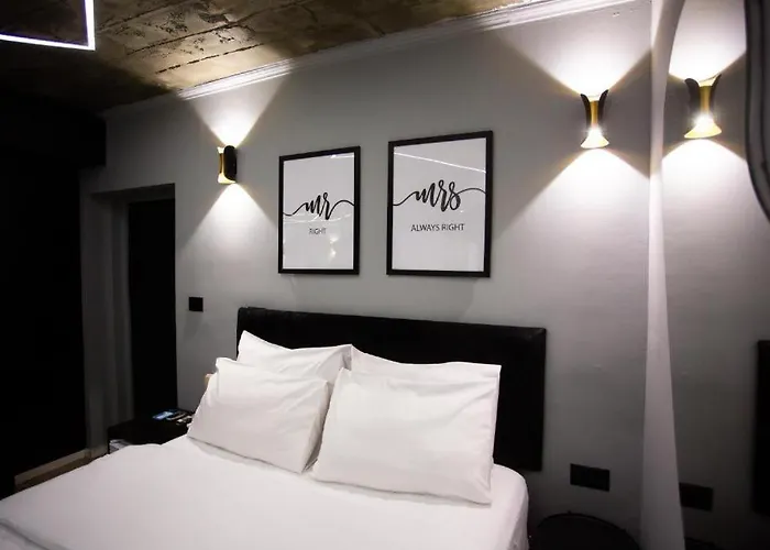 Deluxe At The Bubbles Jacuzzi ホテル 3*